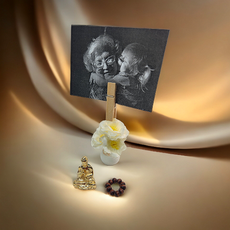 쥬얼포레 소중한분께 납골당 봉안당 꾸미는 추모장식 미니어쳐 불상 불교 염주 부처님 미니 납골당꽃 납골당액자 사진꽂이 추석 설날 추모 기억 명절 성불 부처 성묘 성묘꽃 mini, 골드