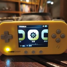 TRIMUI SMART 掌上遊戲機 復古經典 輕巧便攜 多款內建遊戲, 黃色, 1個, 2565589