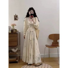 開春穿搭一整套大碼微胖mm開衫吊帶連衣裙韓系溫柔海邊度假套裝女, 鏤空開衫【花朵朵精選】,3XL 建議【75.0-85.0公斤】