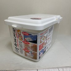 INOMATA掀蓋式儲米箱 5kg (附量杯) 日本製 米箱 雜糧儲物箱, 1個, 5KG 超取限2個