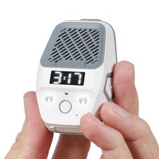 Soundsark 웨어러블 블루투스 스피커 LED 조명 및 시계 디스플레이가 있는 클립온 방수 스피커 내장 마이크 통화 및 음악을 위한 마그네틱 디자인 (화이트), White, White