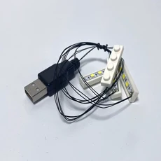 LED 브릭 조명 4/6개를 하나로 흰색 1x4 시리즈로 연결되어 있으며 USB로 전원을 공급받아 블록을 밝혀줍, 02 4-Warm white