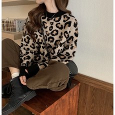 狂野豹紋絨毛圓領上衣, 1個