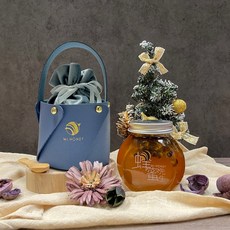 Mr.HONEY 蜂蜜先生 蜂蜜漬百香果禮盒組 240g 霧藍提籃附竹湯匙 酸甜滋味層次豐富, 1個, 霧藍皮質提籃+藍色絨布袋+竹湯匙