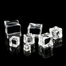 仿真冰塊 DIY飾品配件 不規則透明正方形塑膠冰塊酒吧拍攝道具, 1個, 2CM 10顆