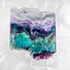 彩虹光綠螢石片，透明螢石，紫螢石，山形千層，附支架, 1個