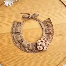 강아지 프릴 케이프 플라워 스카프 애견 반다나, 1개, 샌드