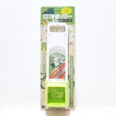 Vintage 。復古家。日本製 廚房 樹酯小型食材專用 刨絲器 刨片器 (不傷手/適用大蒜/蔥), 1個, 白色