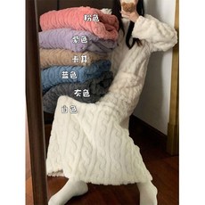 冬季加長保暖珊瑚絨家居睡袍