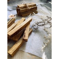 心靈聊癒坊 秘魯聖木薰香塊, 1個, 【加購】10支聖木條, 30克/100克, 溫暖木質香氣，帶有淡淡的柑橘調