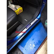 日產 K13 march 專用 LED 迎賓踏板