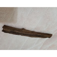 《縈盈 太極院》極品 降真木 仙鶴最知降真香 卧香, 降真一隻