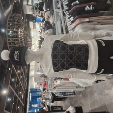 파사디골프 (NC강남) 여성P23 FW 다이아퀼팅 바람막이 니트 P23WBP382X