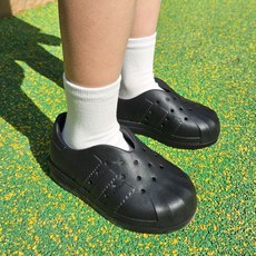 아디다스 키즈 슈퍼스타 아디폼 360 블랙 샌들 세탁 편하고 코디하기쉬운 시원한 어린이 슬립온