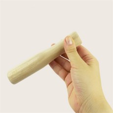 절구공이 마늘빻기