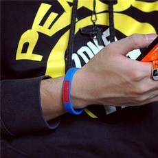 限時下殺 潮牌硅膠手環勵志籃球同款健身運動男女學生情侶夜光腕帶飾品手鍊, 深藍色 時尚潮牌寬, 1個