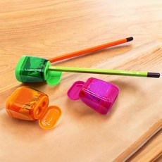 수동 칼라 2구 연필깎이 색상랜덤 학용품 입학준비 개학준비 문구 선물, 1개, 상세페이지 참조