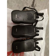 WP-330 對講機 三臺充電器, 1個, 參考標題