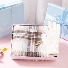 圍巾禮盒裝 - 生日/聖誕節禮物 (女友/閨蜜/老婆/媽媽 適用), 1個, 白色圍巾+白手套+胸針+禮盒, 白色