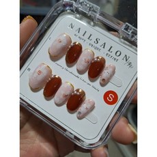 【美甲 ，全新現貨秒發】台灣當天出貨，櫻花 手工美甲 穿戴甲 新年梅花 指甲甲片, 1個, 櫻花