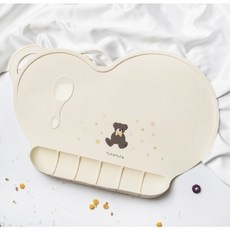 【台灣現貨】硅膠兒童餐墊 防水防油隔熱矽膠餐墊 兒童餐桌墊 寶寶吃飯墊 防污墊, 米色領結熊, 1個