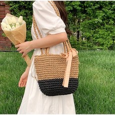 리본 투톤 라탄 크로스백 왕골가방 비치백