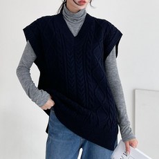 針織女款寬鬆麻花V領針織長版背心Mystical背心