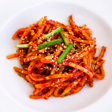 제주 월동무 무생채 태추단감 홍시를 넣어 양념한 맛있는 밥 반찬, 1kg, 1박스