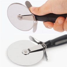 로바레 피자칼 피자자르는롤러