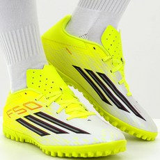 아디다스 멀티그라운드 축구화 맨땅용 풋살화 입문용 훈련용 풋볼 슈즈 천연잔디 축구 신발 다목적 혼용 스터드 FG/MG 풋살 신발 조기 축구