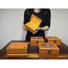 通天寶 中國風縷空珠寶盒, 1個, 木色