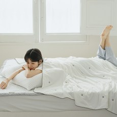 바자르 아이스샷 자수 냉감 여름이불, 화이트
