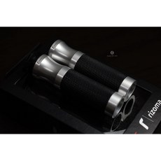 黑木賣場 Vespa專用 RIZOMA GR255握把，舒適握感，多色可選，Vespa改裝精品, 1個, 銀色