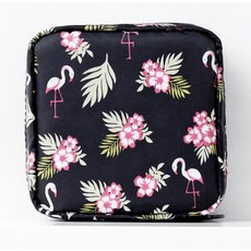 立雅小舖 防水雙層便攜式衛生棉收納包 生理期隱私姨媽包 飾品化妝包(LY0376)