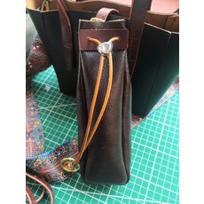 軟皮長筒收納袋 筆袋