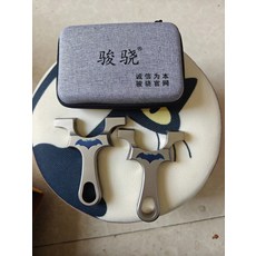 新款 鈦合金 款 成年人專用 戶外 大威力 尺寸 8020 9025 材質 航太級鈦合金 弓高120mm 重量179g 撐頭厚度12mm 手柄厚度16mm, 如圖所示, 1個