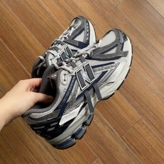 뉴발란스 1906A 그레이 미드나잇 브라운 스니커즈 운동화 U19064F6 U19066U8