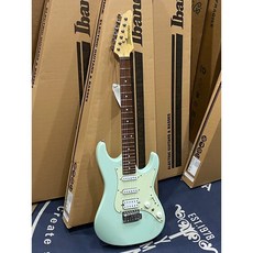 Ibanez AZES40 電吉他 單單雙拾音器配置 薄荷綠 附全配 原廠保固一年, 詳見包裝