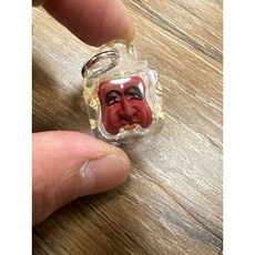 泰南 潘噴 紅臉將軍 招人緣、貴人、生意、招財 龍婆照醒, 1個, 潘噴單掛防水殼