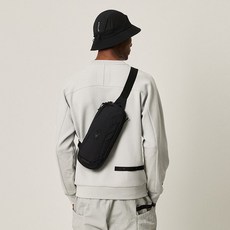 스파이더 남성 블랙 세로형 슬링백 SPJPBNBG204MBLK UFK273 WDZ734, 000