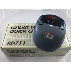 對講機車用配件組：車充、假電池、天線座、充電器多規格可選