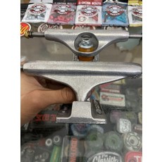 independent 因地 indy 滑板進口橋 雙空橋 尺寸139 pu無磨損, 如圖所示, 1個