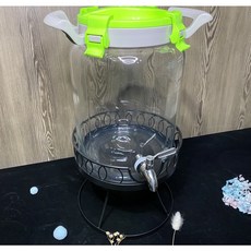 多功能玻璃飲料桶 附水龍頭與底座 綠色密封蓋 適用發酵酵素水果酒與各式冷飲, 1個, 綠茶玻璃茶桶，宅配免運費