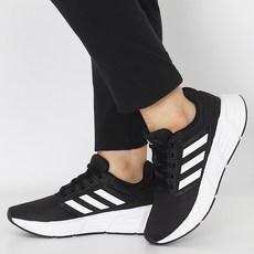 adidas 愛迪達 女性基本款運動鞋 慢跑鞋 Galaxy 6