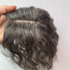 真人花白卷发补发片, 中分深色