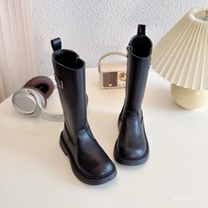 女童靴子長筒公主時尚洋氣靴兒童長靴高筒靴2025春季新款女孩皮靴, V15黑色,31碼：18.7cm