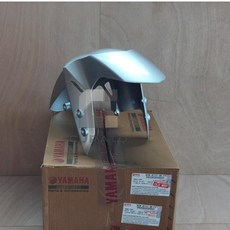 山葉 YAMAHA R15 V4 前土除 BCW-XF151-00-P3 亮銀色 前擋泥板 R15M, 1個