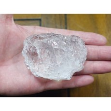 §能量礦石§ 非洲坦尚尼亞矽鈹石仿礦，1120克拉骨幹水晶，224g能量擺件，提升專注力，平衡身心靈, 1個