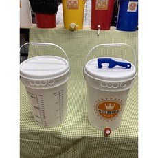 台南百寶桶 23公升雙刻度食品級分裝桶：廚餘、液體、釀造多用途, 雙刻度液體分裝桶+雙刻度桶,白色23公升, 1個