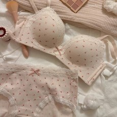 草莓麻糬 少女蕾絲碎花無鋼圈內衣套裝